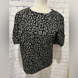 Banana Republic Black & White Leopard Puff Sleeve Blouse Top Size Small